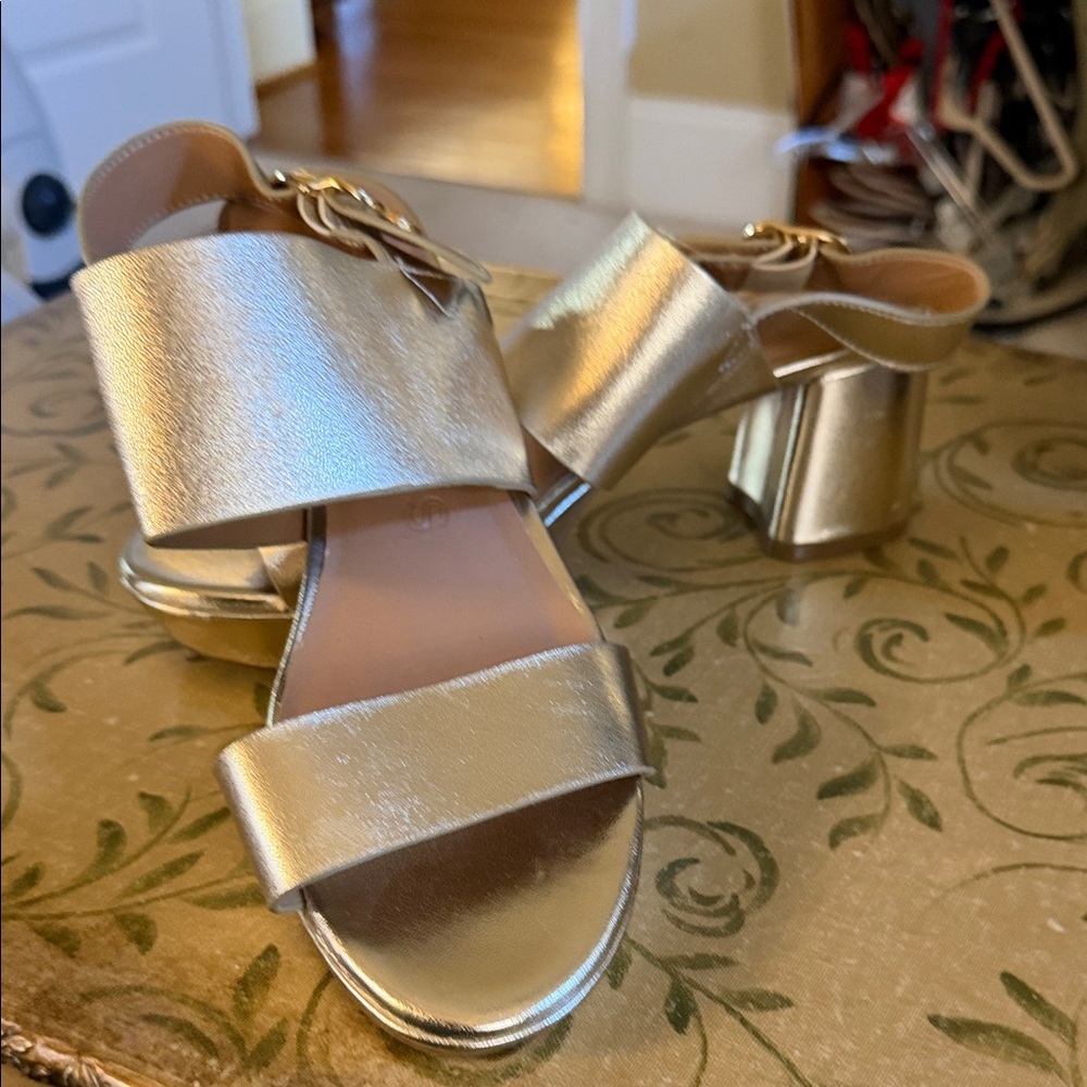 NWT Aerosoles Metallic Gold Block Heel Sandals - Women